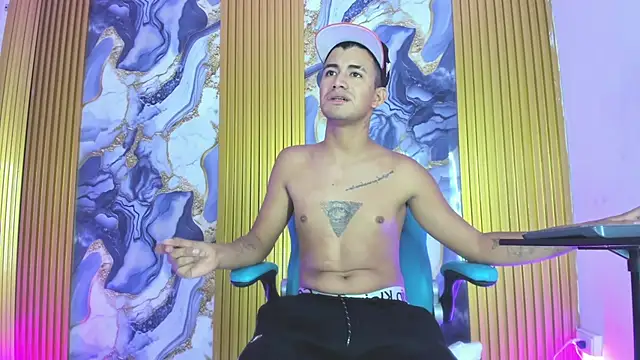 NIO_KLOUDS_ – Naživo XXX chat