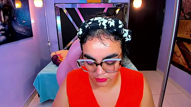 Chat XXX en directo de megan_glenda