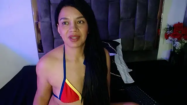 Emily_milfF's Live XXX Chat
