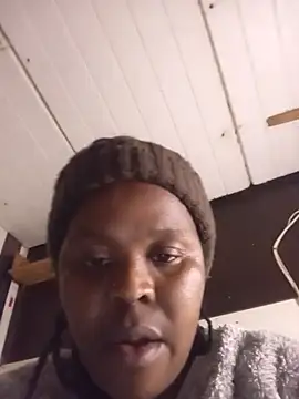 NosieB's Live XXX Chat
