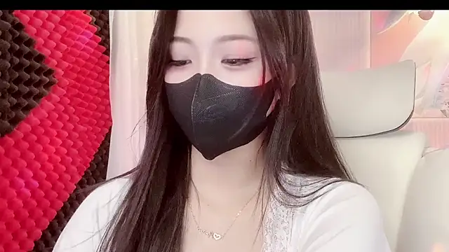 _Emily98_'s Live XXX Chat