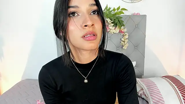 MartinnaGreco Live XXX Chat