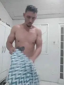 XXX chat uživo modela Chico_fit
