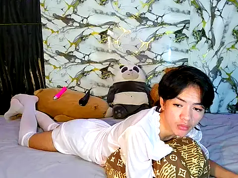 urfemboy_cummer Obrolan Langsung XXX
