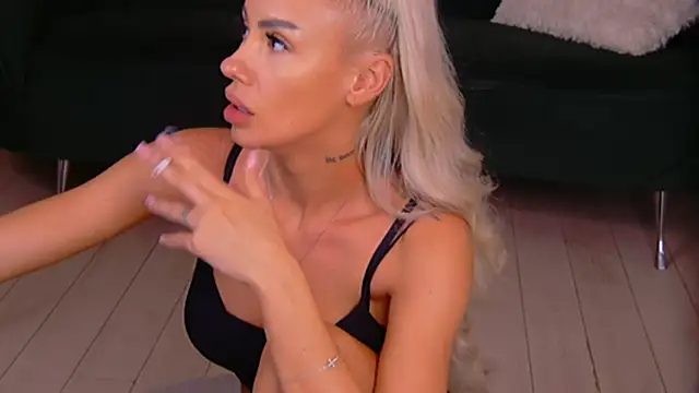 Bailey_Rush – Naživo XXX chat