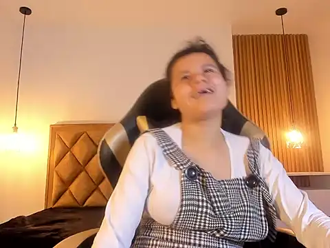 ValeriaHotVS – Naživo XXX chat