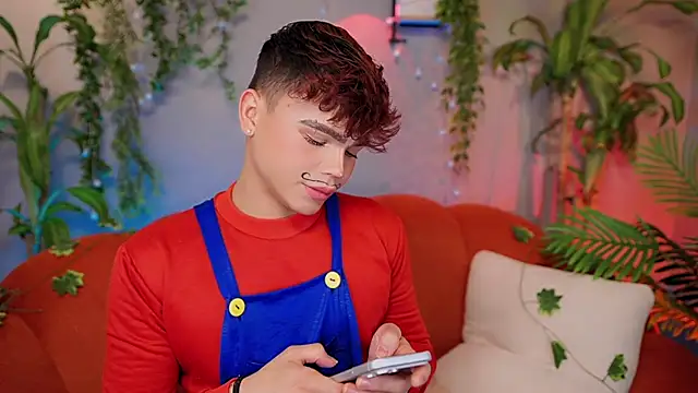 XXX chat uživo modela PRINCE_STEV