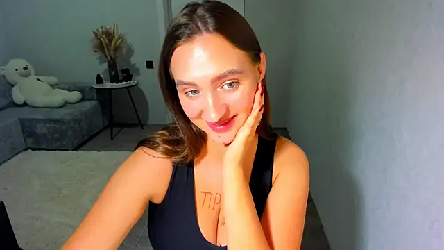 צ'אט XXX בשידור חי של Wise_Bunny