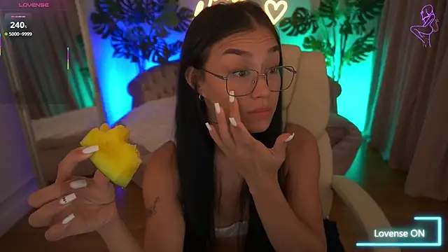 FataleNellie Live XXX-Chat