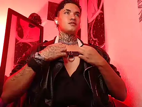 AlecBanne_ élő XXX-chatje