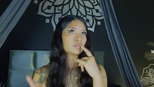 XXX chat uživo modela nicole_monett