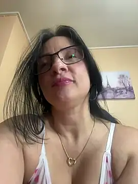 ValeriaVixen's Live XXX Chat