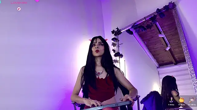 Alice_noir live XXX chat