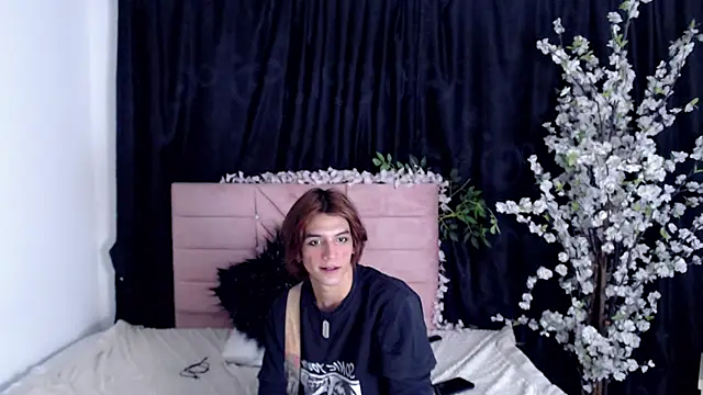 oli_dusk Live XXX Chat
