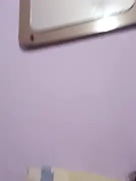 צ'אט XXX בשידור חי של Luzz12