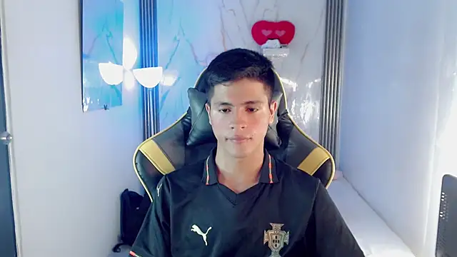 Chat +18 de Ascii_one ao vivo