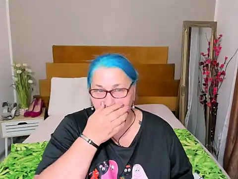 Sugarmommy_69X – Naživo XXX chat