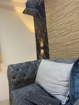 Lander_Cruz – Naživo XXX chat