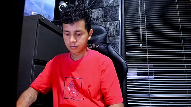 Chat +18 de g_lincoln ao vivo