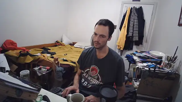 JohnnyMoves' Live XXX Chat