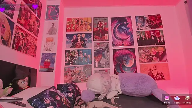 MissCurvyTop élő XXX-chatje