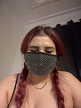 RED_KAMY élő XXX-chatje