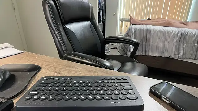 Fuzzyfuzbear – Live XXX-chat