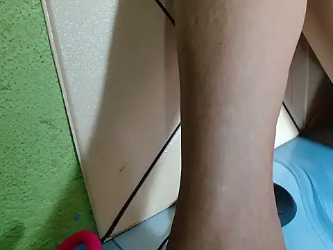 צ'אט XXX בשידור חי של SweetsquirtingcuumAnaX