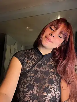 Canneela Live XXX-chat