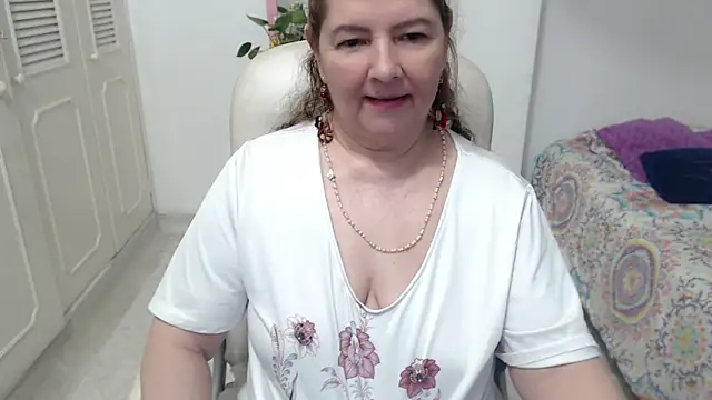leonela_69 Chat XXX live