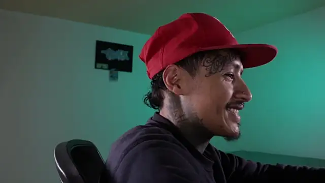 trieone's Webcam Show