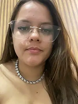 Laryssinha_69 – webcam-show
