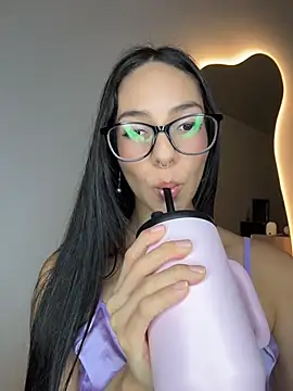 Czat XXX na żywo – AmatistaSallow__