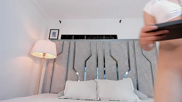 XXX chat uživo modela _Saraah