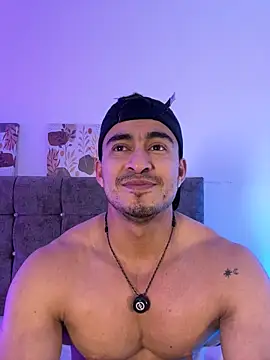 Chris_Clarck XXX чат на живо