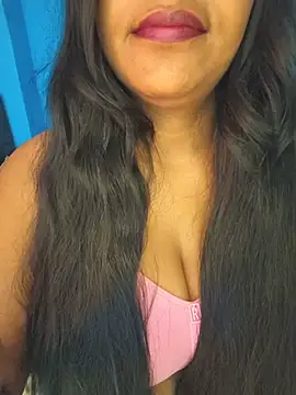 Chat +18 de Missdiwani ao vivo