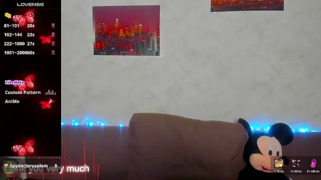 Chat +18 de Arya_Curves ao vivo