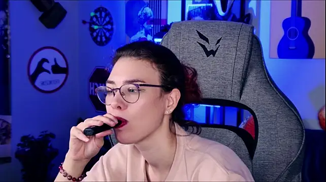 Chat XXX Live SeraphineDuskryn