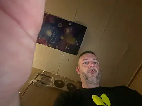 Romo63 Show in webcam