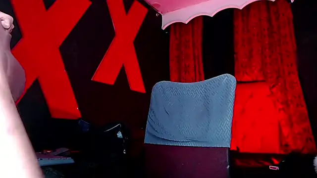 abrilbigcock's Live XXX Chat