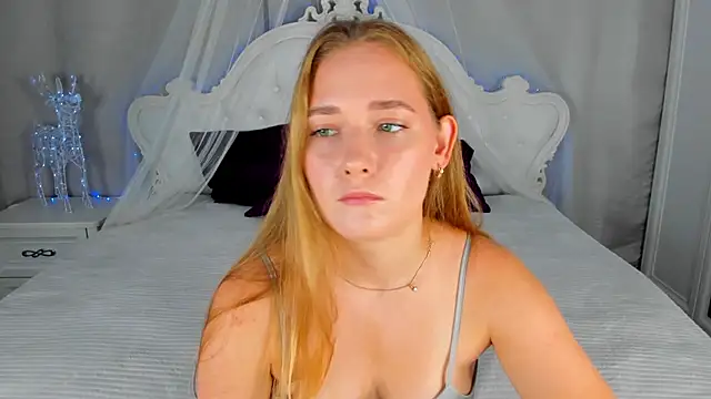 צ'אט XXX בשידור חי של AlinaVice