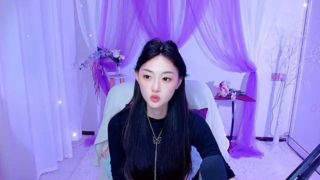 Tili_Lucky Chat XXX in diretta