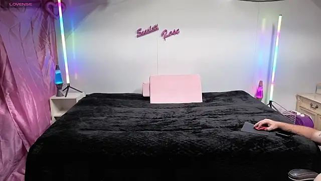 Scarlettleo8486 现场XXX聊天