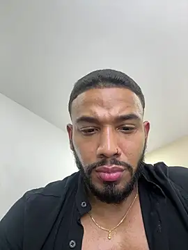 bruno_miller_n Webbikameraesitys