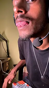 GunSlay's Live XXX Chat