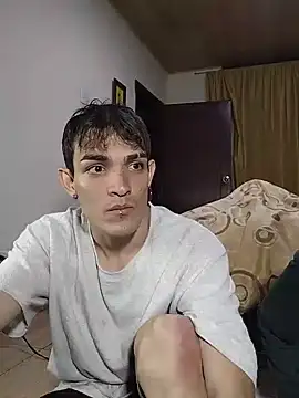 Chatroom XXX en direct de markoskiin
