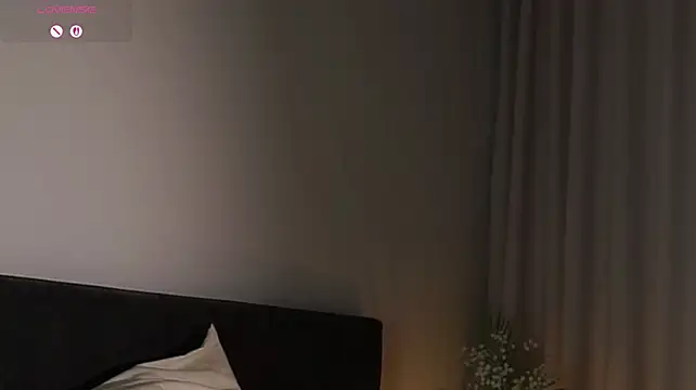 LettySlovacek Chat XXX live