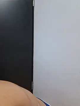 XXX chat uživo modela Evelymoon_