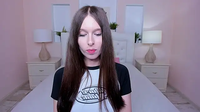 dark_k1tty XXX чат на живо
