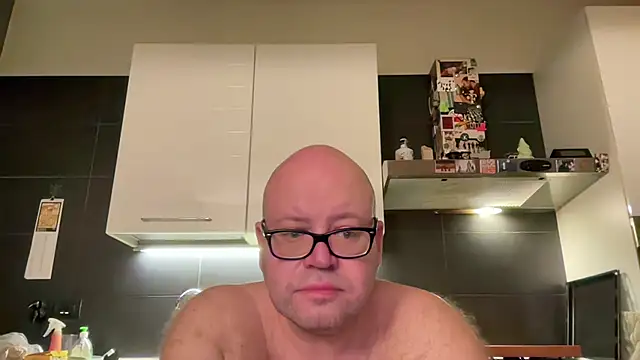 theitalianbear লাইভ XXX চ্যাট